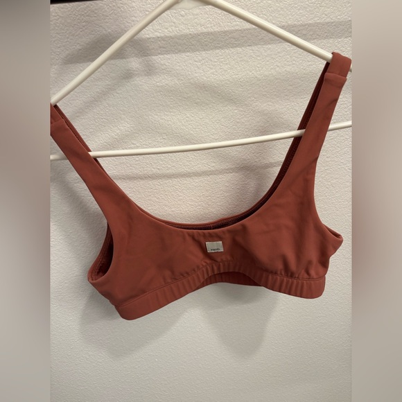 Vuori Women Daily Sports Bra - Picture 3 of 10